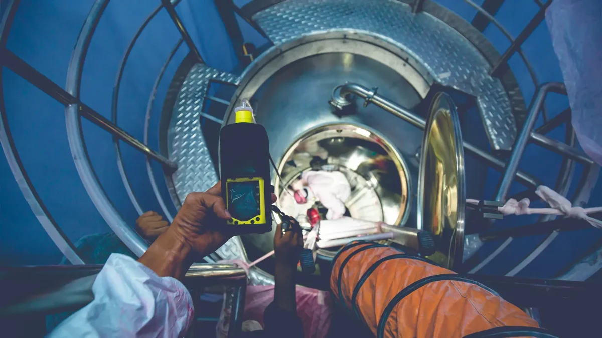 Safety gas testing at front manhole stainless tank