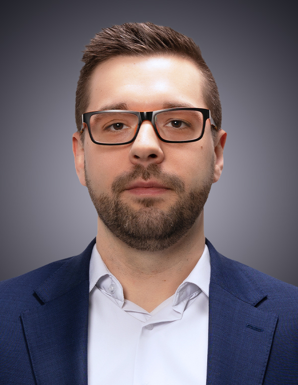 Daniel Davis