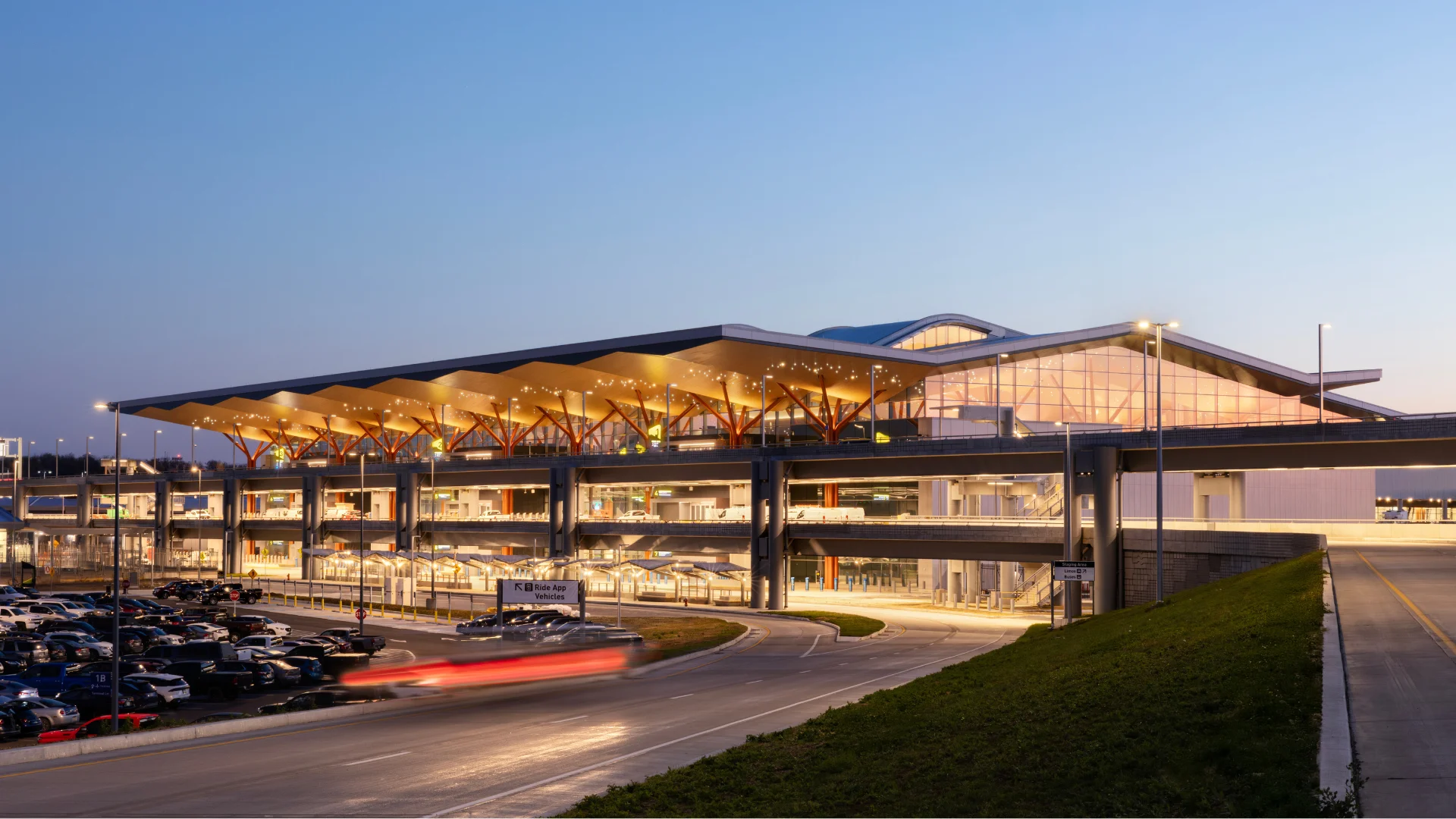 Pittsburgh Airport Exterior