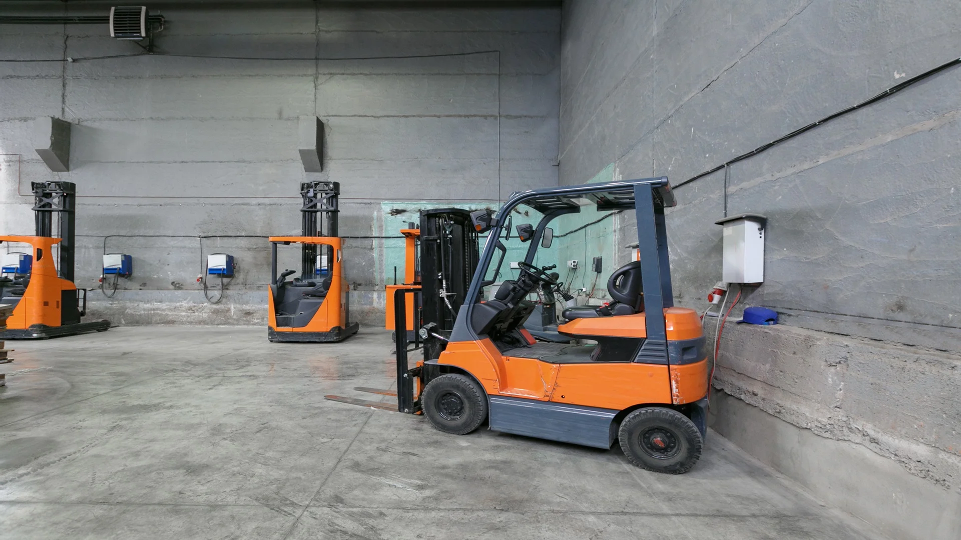 California Commits to Repealing its Advanced Clean Fleets and In-Use Locomotives Rules while Pursuing its Zero Emission Forklifts Rule
