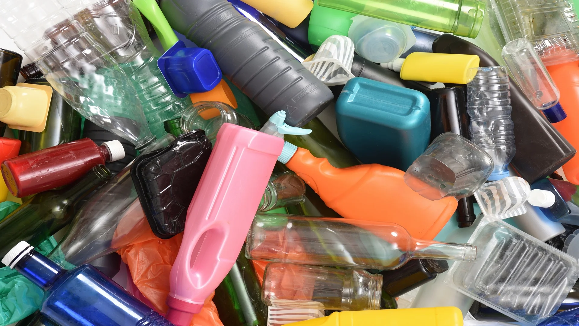 Are you Ready for Federal Plastics Reporting in Canada?